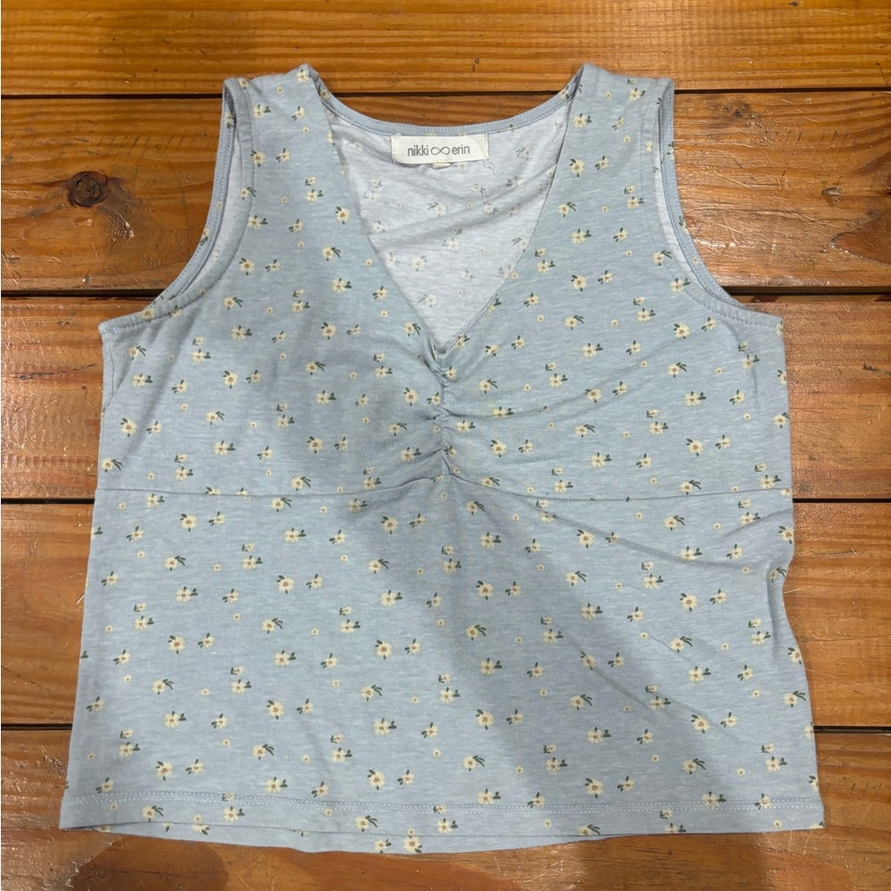 (579) NIKKI ERIN FLORAL TOP